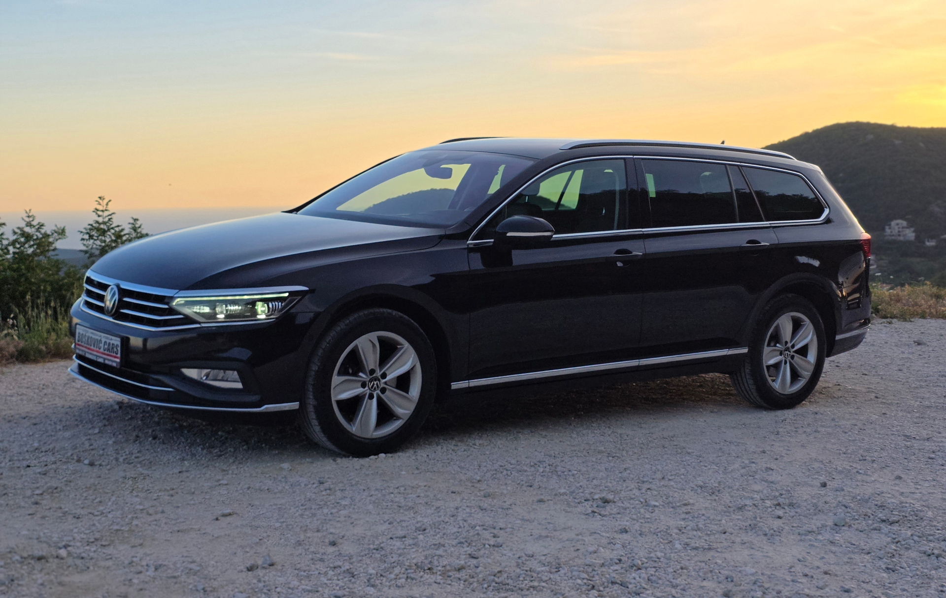 Premium transfer sedan